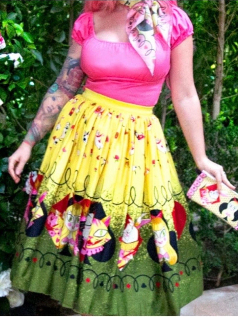 Pinup Couture Alice in Wonderland full skirt-size small NWT